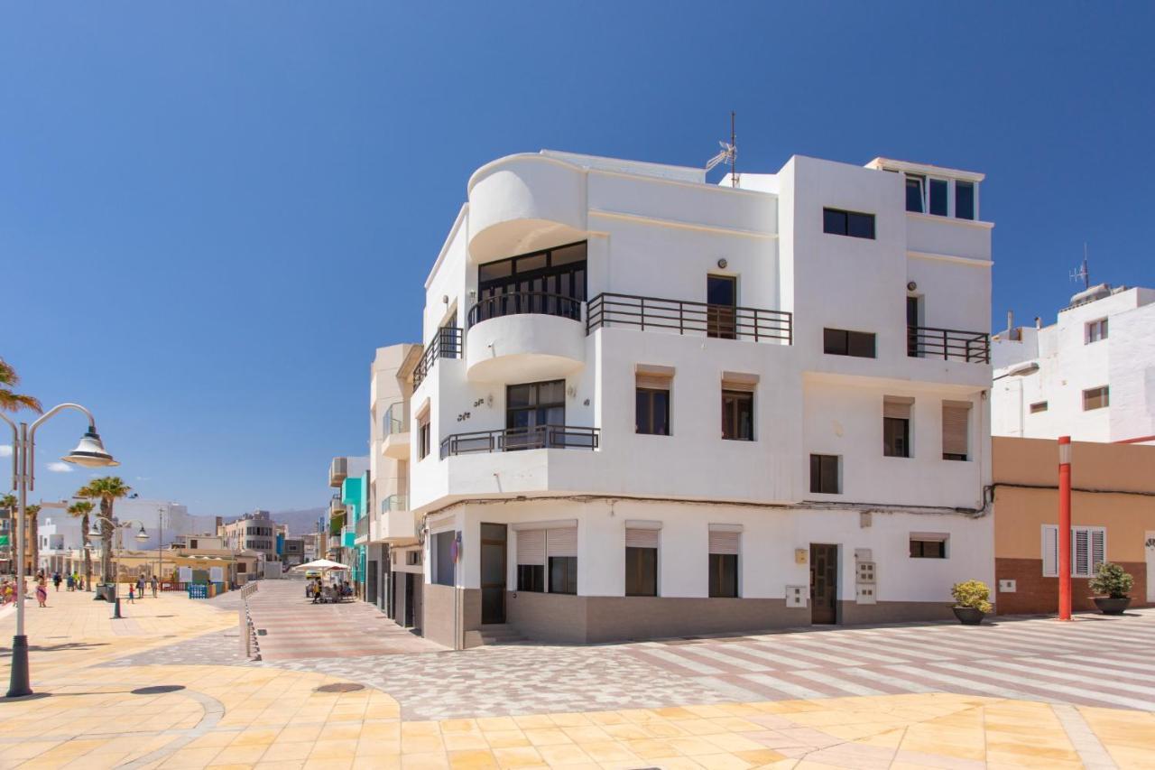 Arinaga Colors, Tu Casa En La Playa Apartment Exterior foto